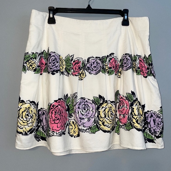 EUC Ann Taylor Loft Floral Print Cream Pleated A-line Full Short Skirt Size 16 - Picture 2 of 9